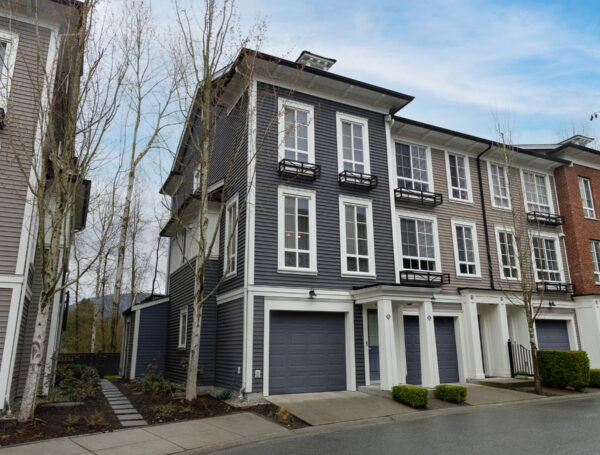 For Sale: 98 2428 Nile Gate, Port Coquitlam