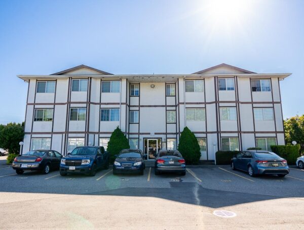 For Sale: 304C 45655 Mcintosh Drive, Chilliwack