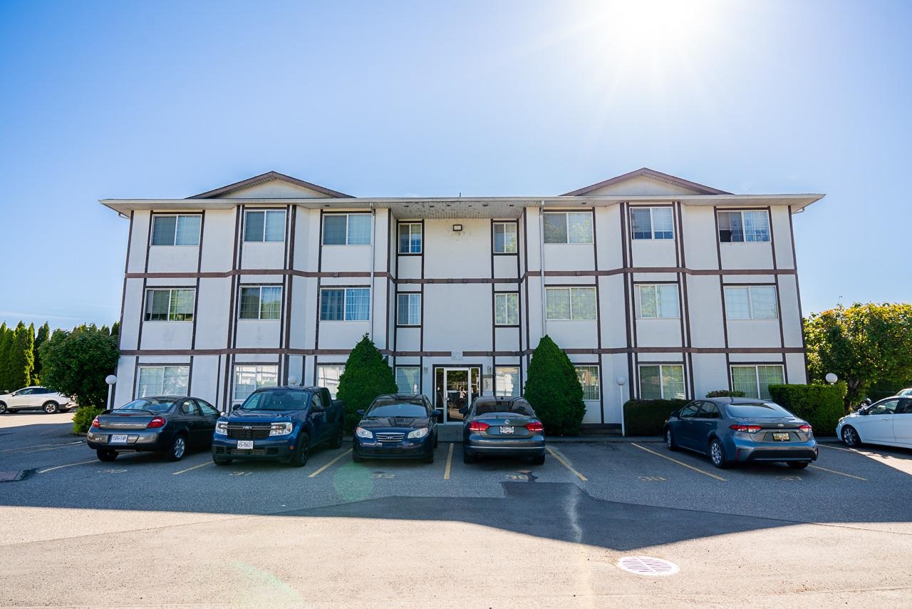 For Sale: 304C 45655 Mcintosh Drive, Chilliwack