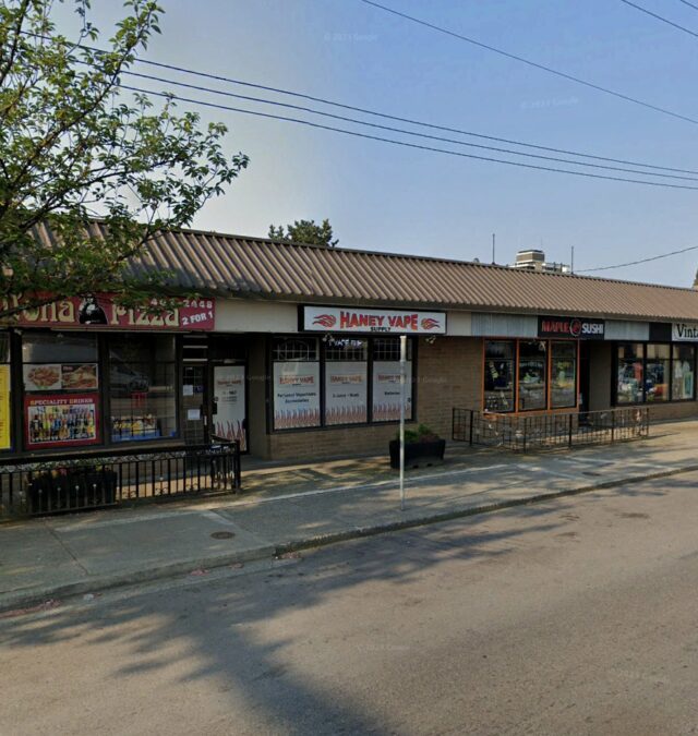 For Sale: 22276 Dewdney Trunk Road, Maple Ridge