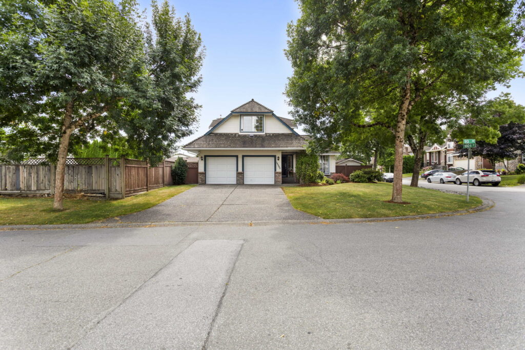 1-web-or-mls-Photo-1 (5)