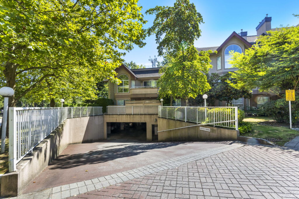 2-web-or-mls-Photo-2 (2)