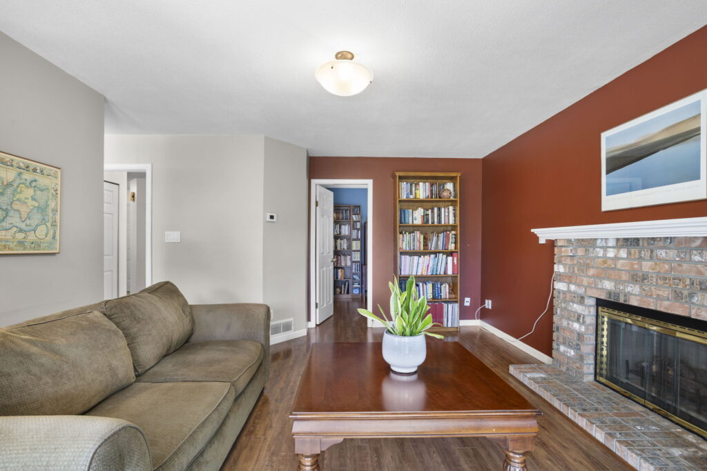 20-web-or-mls-Photo-20 (3)