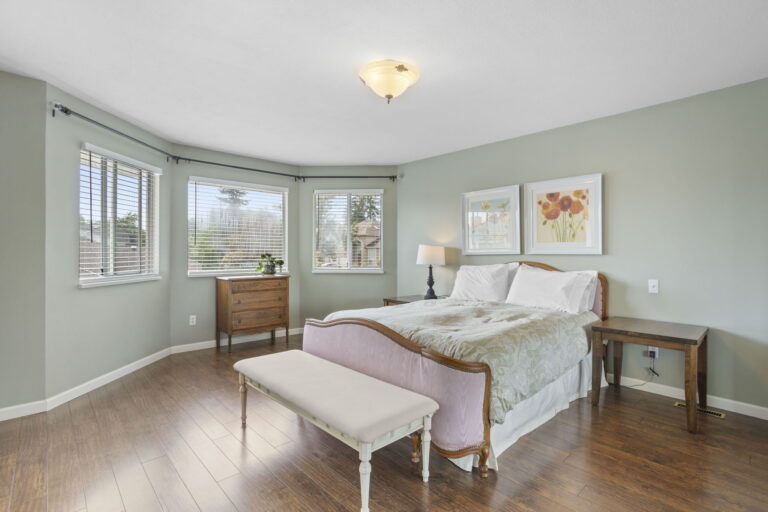 26-web-or-mls-Photo-26 (3)