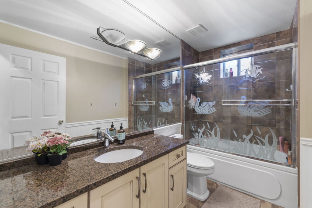 29-web-or-mls-Photo-29