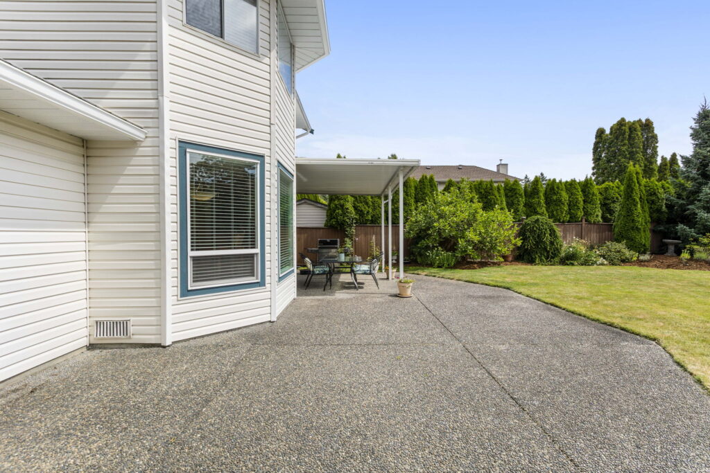 39-web-or-mls-Photo-39 (1)