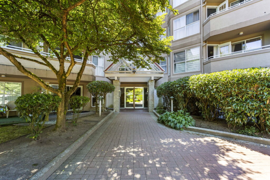 4-web-or-mls-Photo-4 (4)