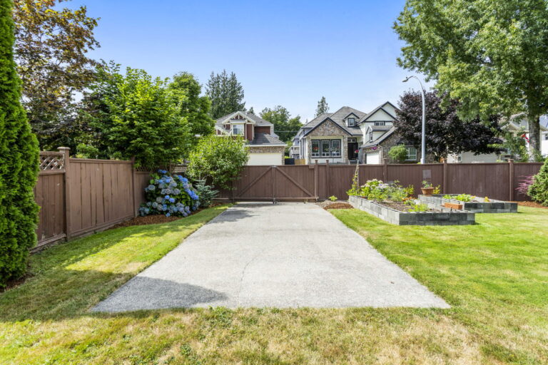 43-web-or-mls-Photo-43