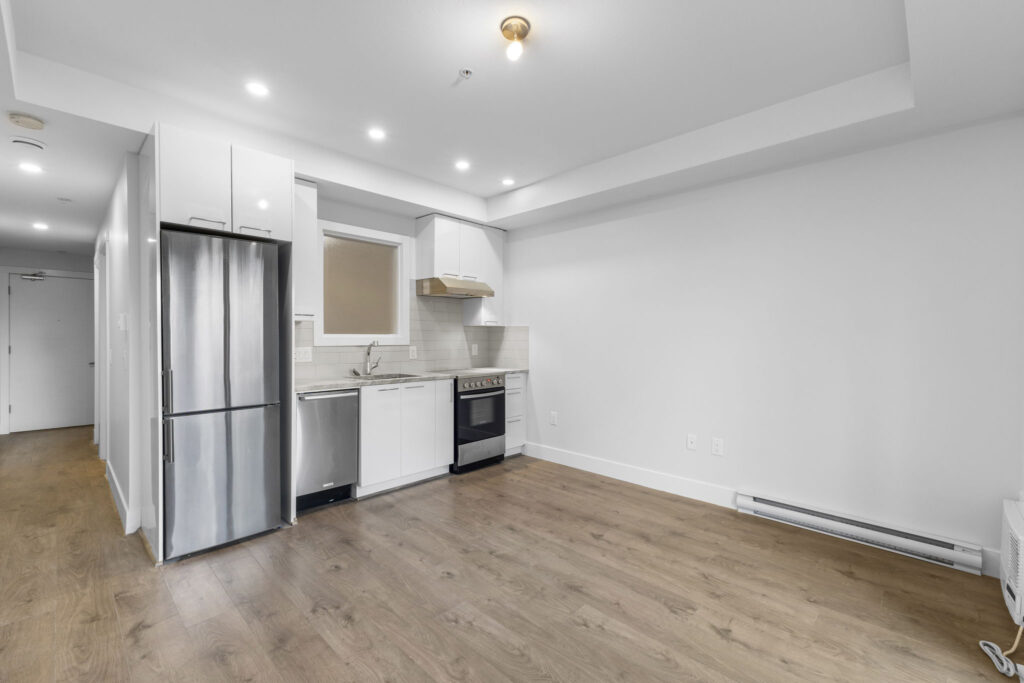 9-web-or-mls-Photo-9 (2) (1)