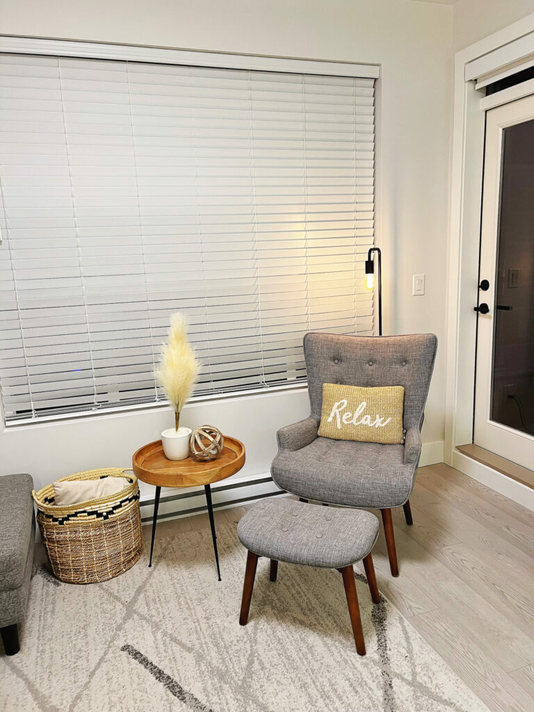 {"ARInfo":{"IsUseAR":false},"Version":"1.0.0","MakeupInfo":{"IsUseMakeup":false},"FaceliftInfo":{"IsChangeEyeLift":false,"IsChangeFacelift":false,"IsChangePostureLift":false,"IsChangeNose":false,"IsChangeFaceChin":false,"IsChangeMouth":false,"IsChangeThinFace":false},"BeautyInfo":{"SwitchMedicatedAcne":false,"IsAIBeauty":false,"IsBrightEyes":false,"IsSharpen":false,"IsOldBeauty":false,"IsReduceBlackEyes":false},"HandlerInfo":{"AppName":2},"FilterInfo":{"IsUseFilter":false}}