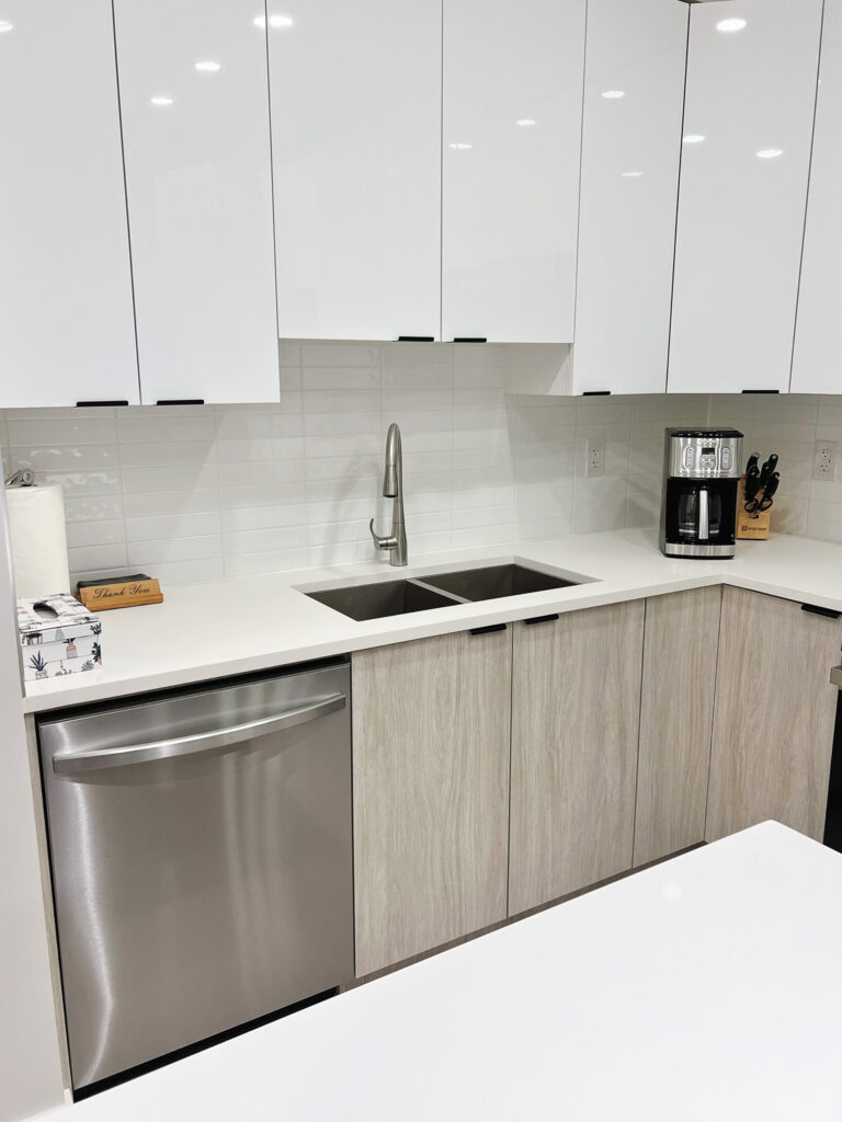 {"ARInfo":{"IsUseAR":false},"Version":"1.0.0","MakeupInfo":{"IsUseMakeup":false},"FaceliftInfo":{"IsChangeEyeLift":false,"IsChangeFacelift":false,"IsChangePostureLift":false,"IsChangeNose":false,"IsChangeFaceChin":false,"IsChangeMouth":false,"IsChangeThinFace":false},"BeautyInfo":{"SwitchMedicatedAcne":false,"IsAIBeauty":false,"IsBrightEyes":false,"IsSharpen":false,"IsOldBeauty":false,"IsReduceBlackEyes":false},"HandlerInfo":{"AppName":2},"FilterInfo":{"IsUseFilter":false}}