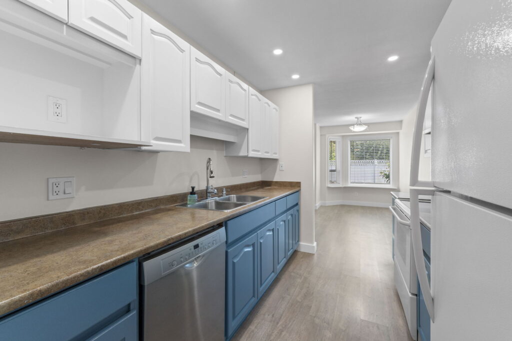 11-web-or-mls-Photo-11 (1)