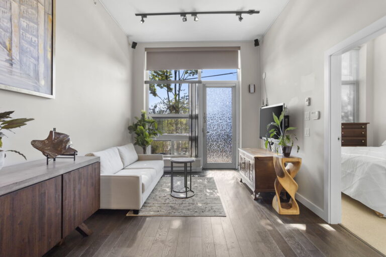 12-web-or-mls-Photo-12