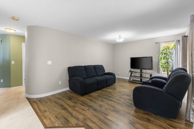 12-web-or-mls-Photo-12