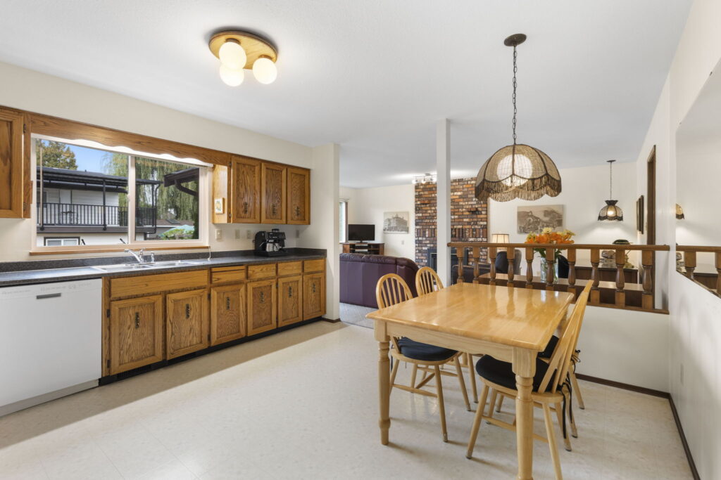 13-web-or-mls-Photo-13 (2)