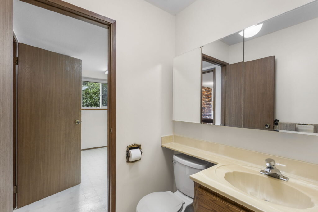 18-web-or-mls-Photo-18 (1)