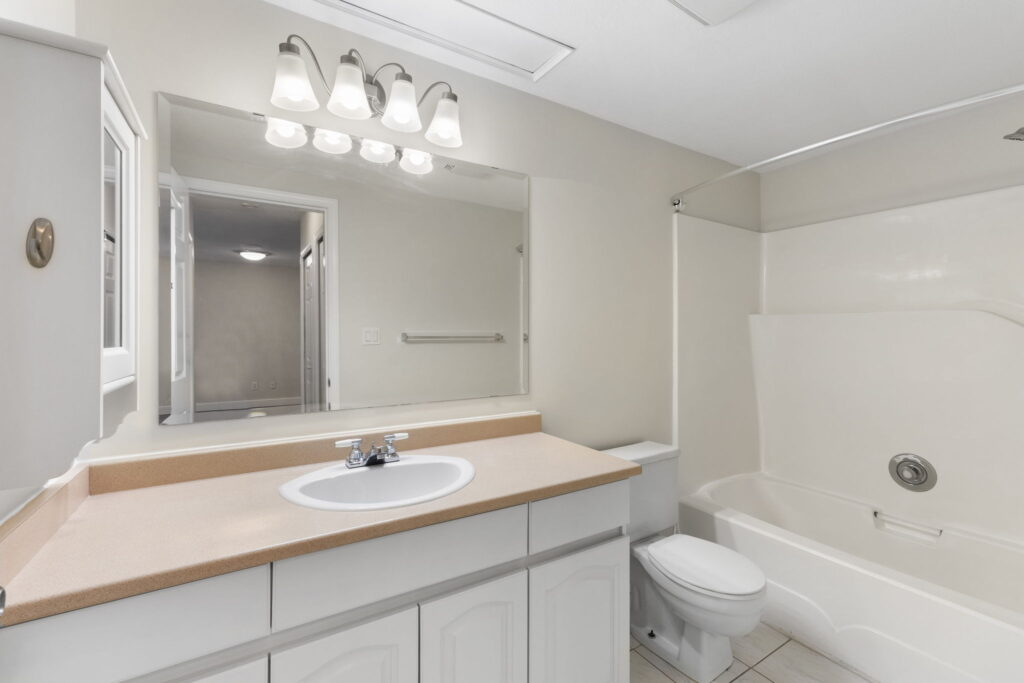 21-web-or-mls-Photo-21 (2)