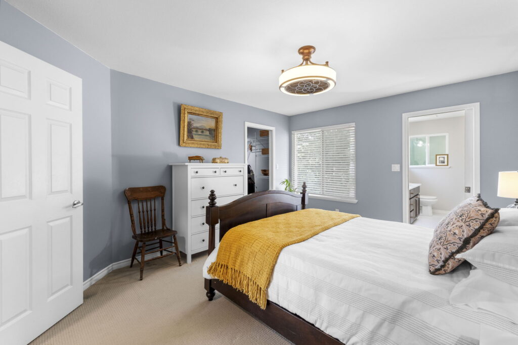 23-web-or-mls-Photo-23 (1)