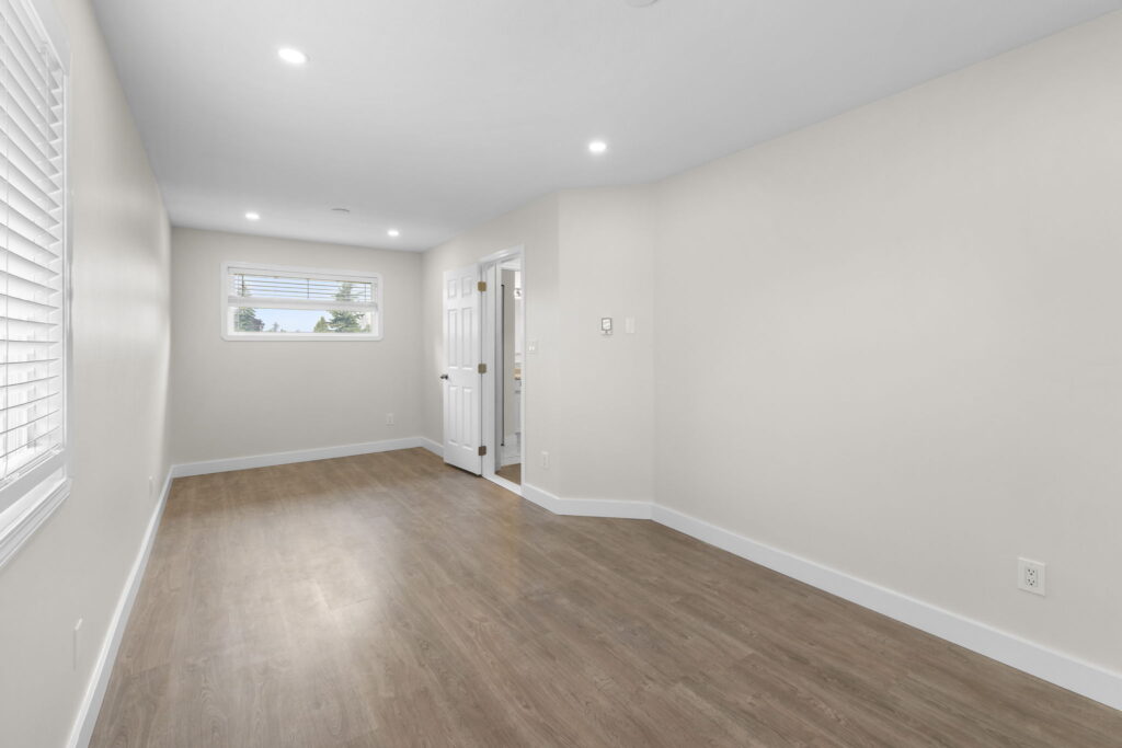 26-web-or-mls-Photo-26 (1)