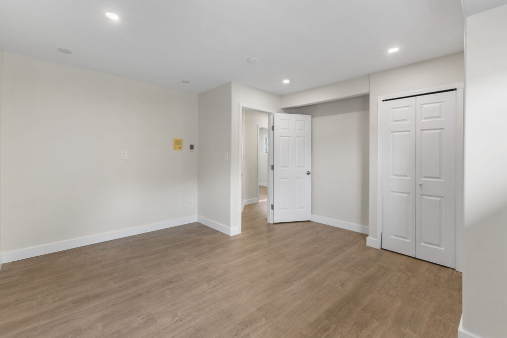 30-web-or-mls-Photo-30 (1)