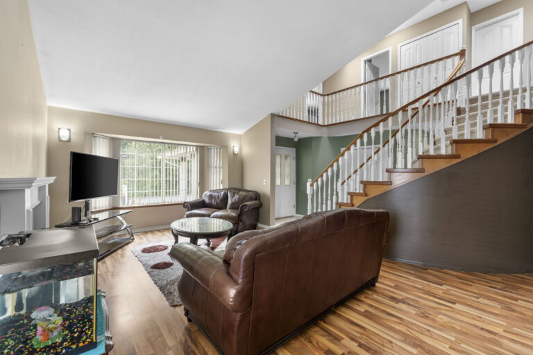 5-web-or-mls-Photo-5