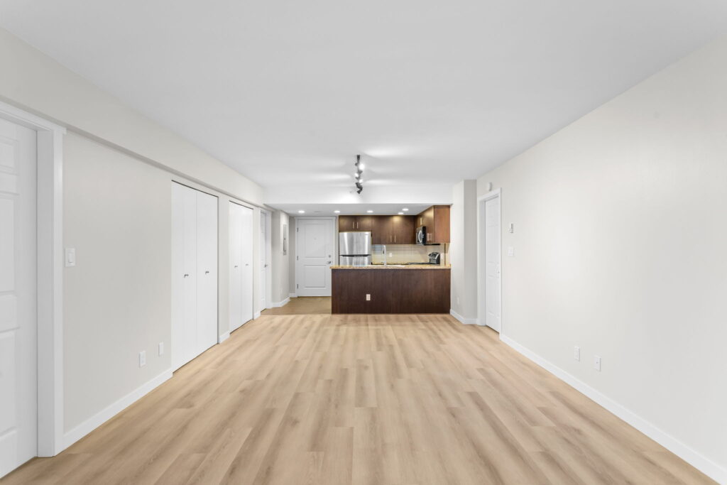 10-web-or-mls-Photo-10 (2)