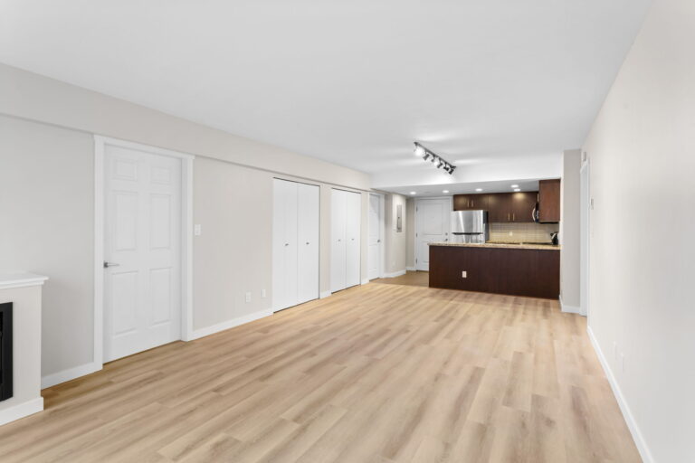 11-web-or-mls-Photo-11 (1)