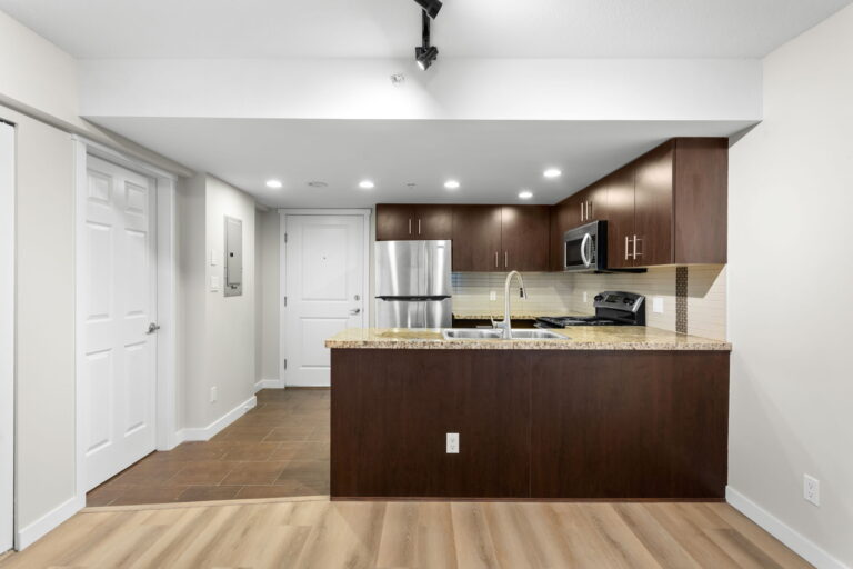 12-web-or-mls-Photo-12 (2)