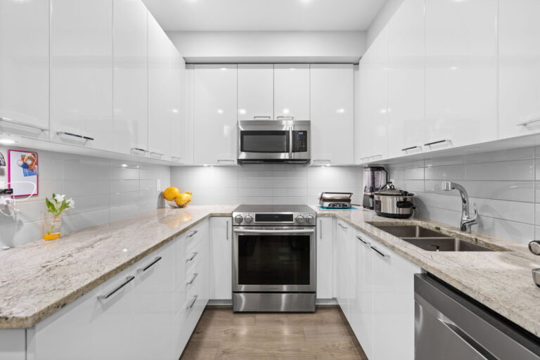 14-web-or-mls-Photo-14 (2)