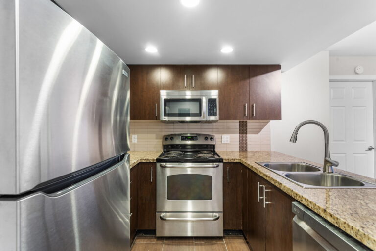 14-web-or-mls-Photo-14 (2)