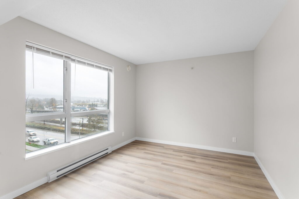 17-web-or-mls-Photo-17 (2)