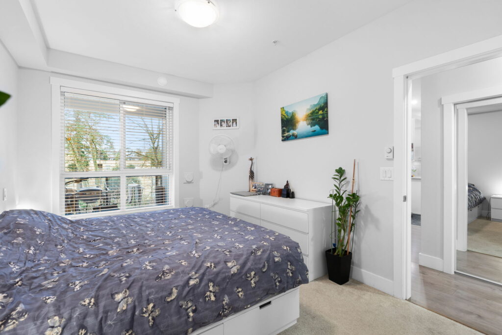 18-web-or-mls-Photo-18 (1)