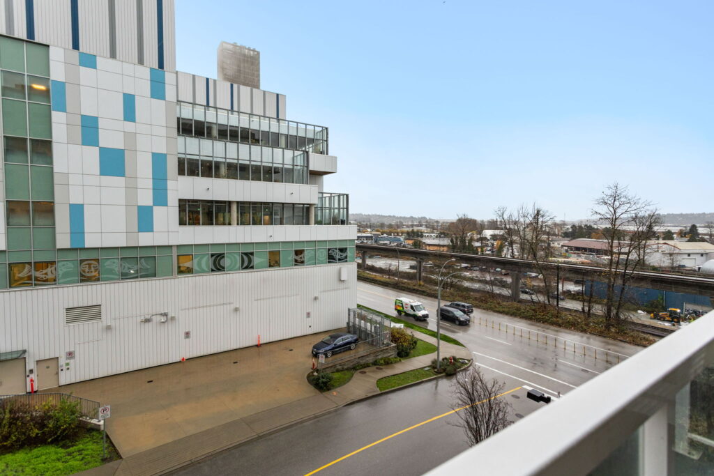 27-web-or-mls-Photo-27 (1)