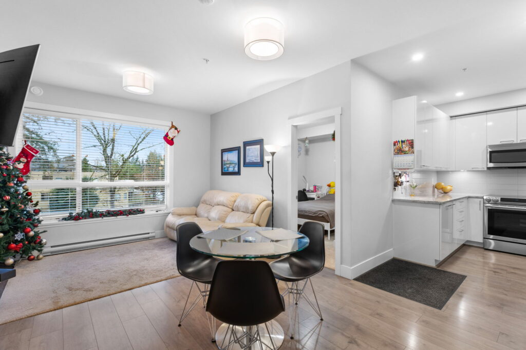 5-web-or-mls-Photo-5 (1)