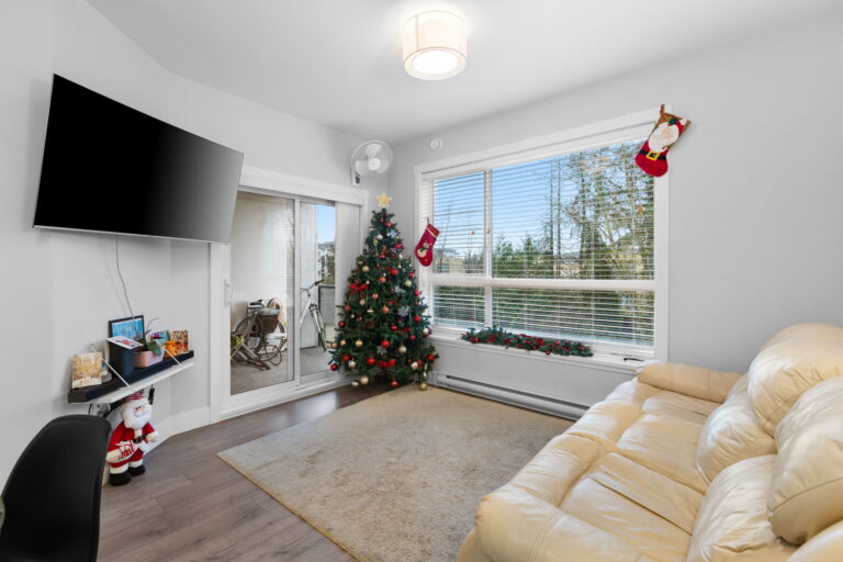 8-web-or-mls-Photo-8 (2)