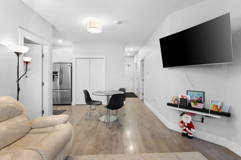 9-web-or-mls-Photo-9 (3)