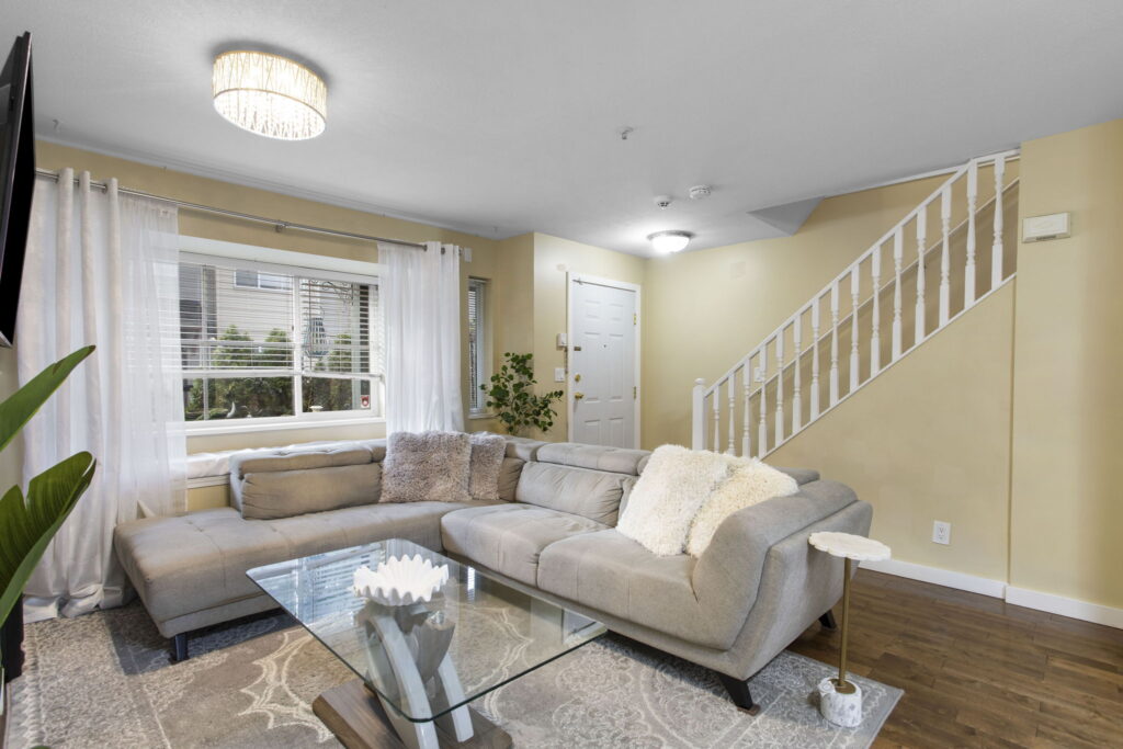 11-web-or-mls-Photo-11 (1)