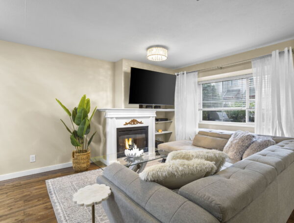 For Sale: 38 12449 191 Street, Pitt Meadows BC