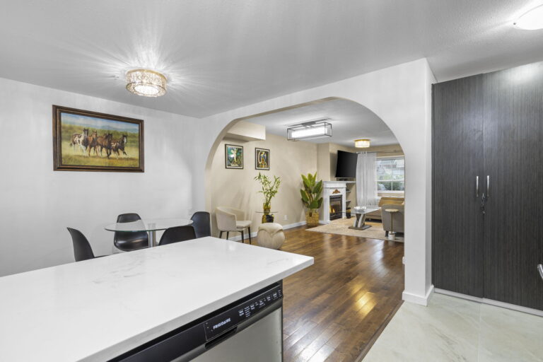 14-web-or-mls-Photo-14 (2)