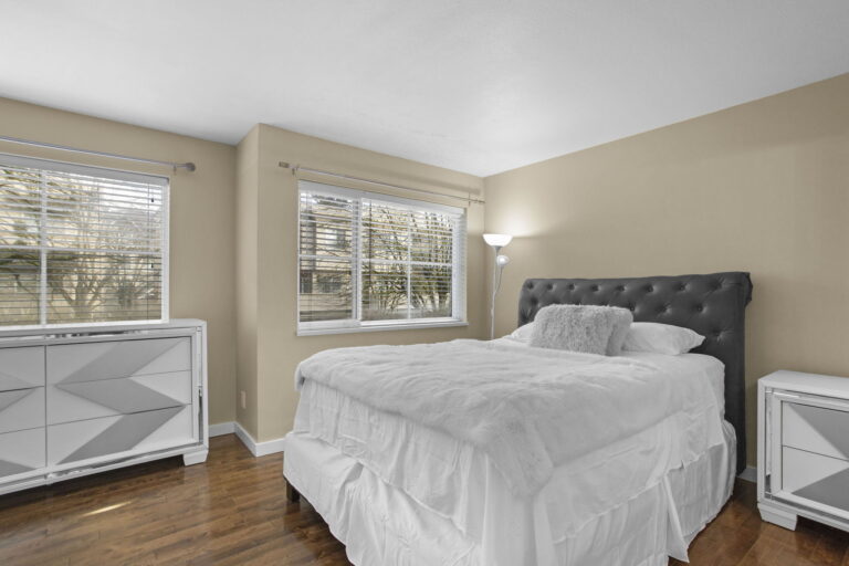 19-web-or-mls-Photo-19 (2)