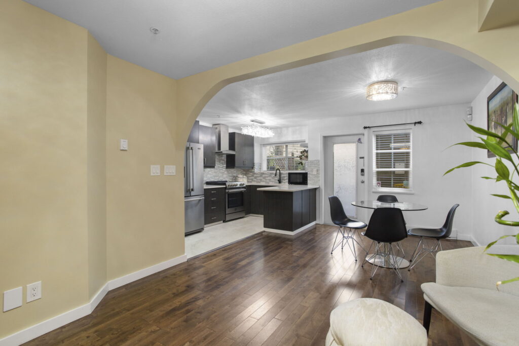 9-web-or-mls-Photo-9 (4)