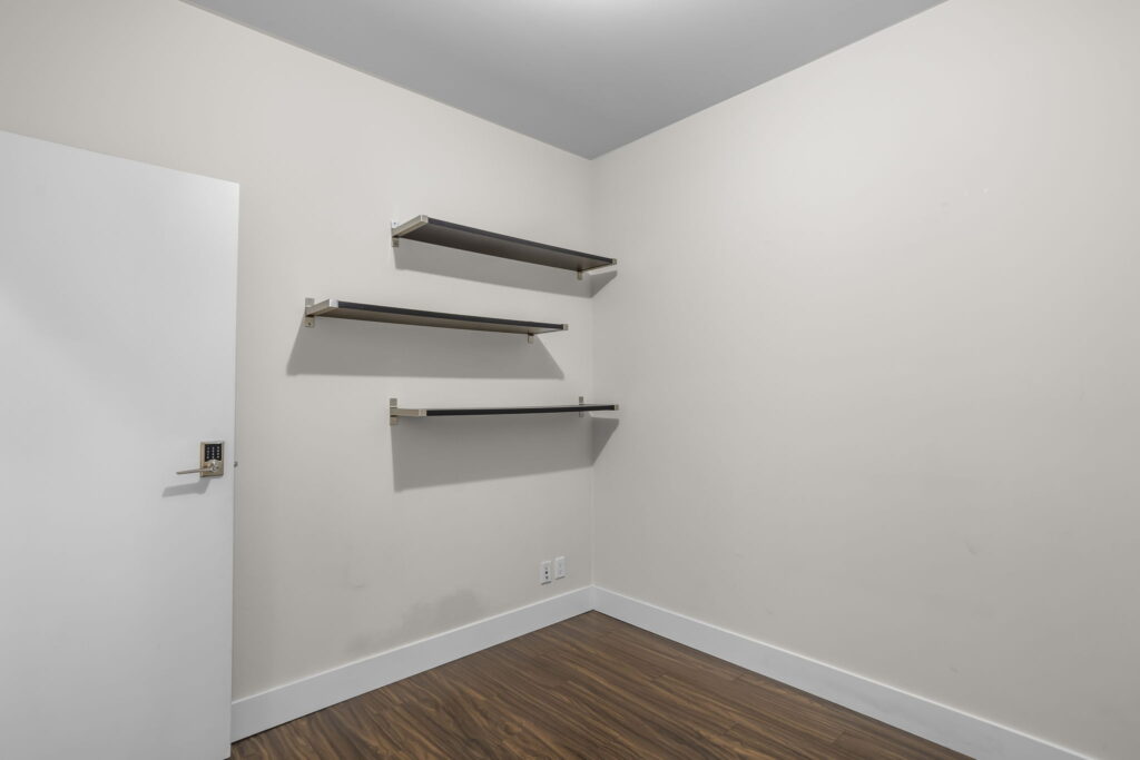 20-web-or-mls-Photo-20 (4)