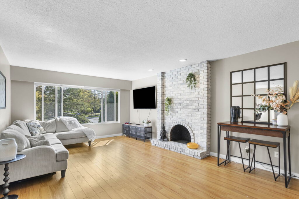 6-web-or-mls-Photo-6