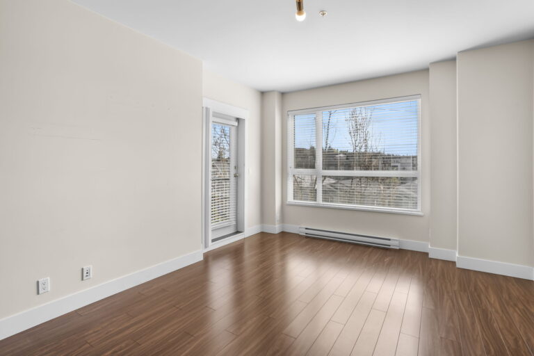 7-web-or-mls-Photo-7 (3)