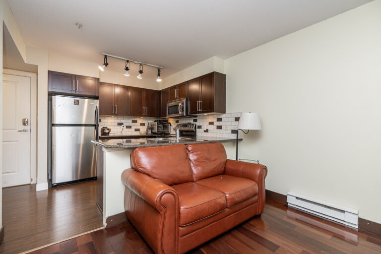 Unit 114 2468 Atkins Avenue Port Coquitlam-10