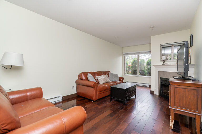 Unit 114 2468 Atkins Avenue Port Coquitlam-12