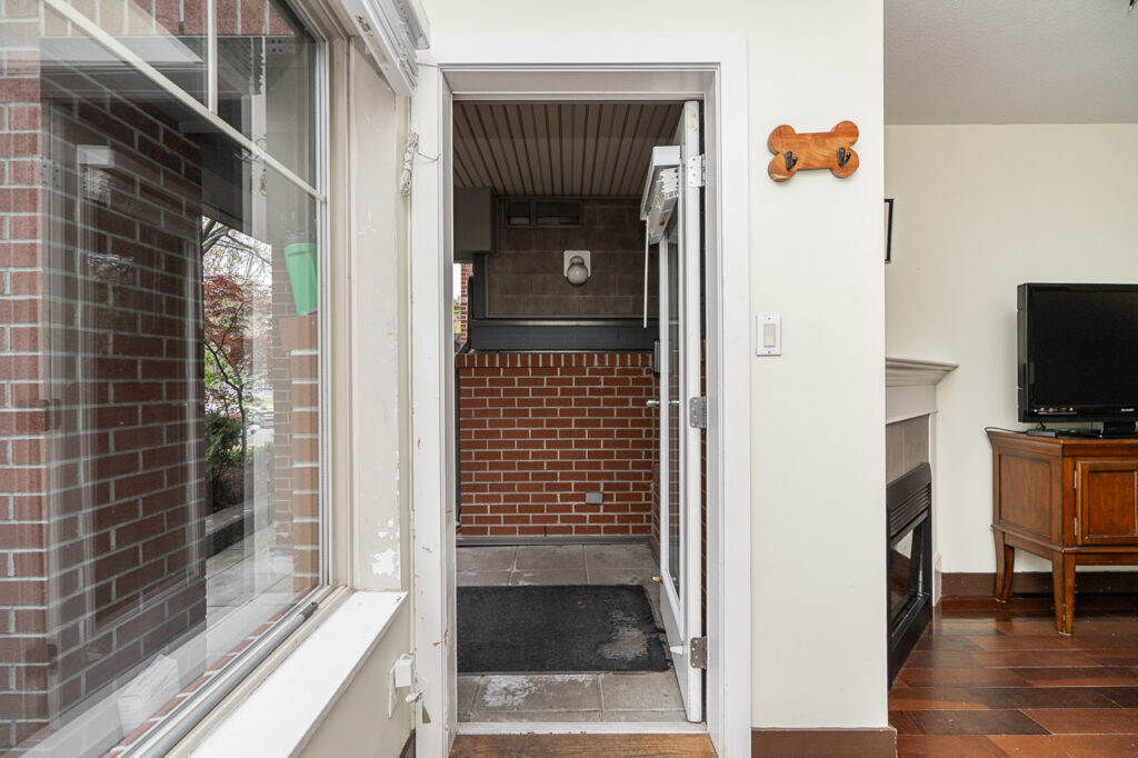 Unit 114 2468 Atkins Avenue Port Coquitlam-19