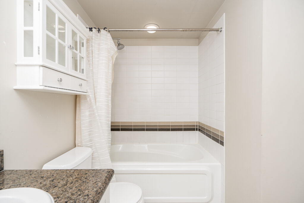 Unit 114 2468 Atkins Avenue Port Coquitlam-26