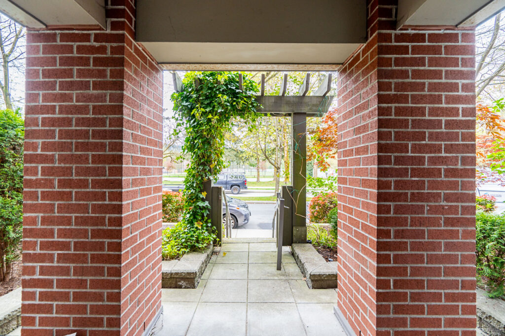 Unit 114 2468 Atkins Avenue Port Coquitlam-29