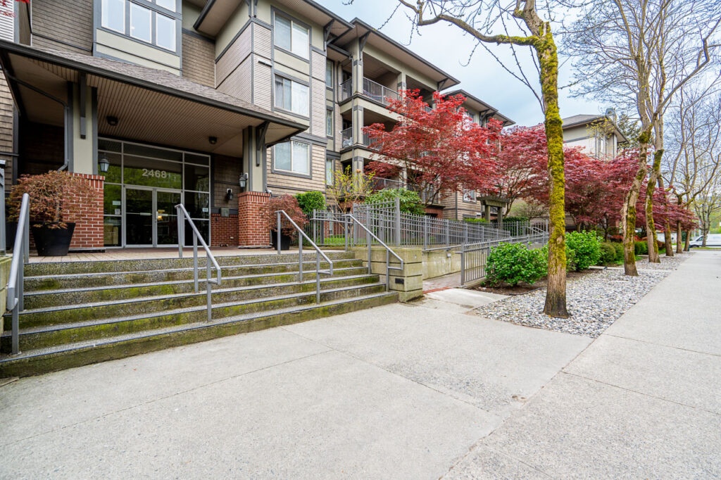 Unit 114 2468 Atkins Avenue Port Coquitlam-4